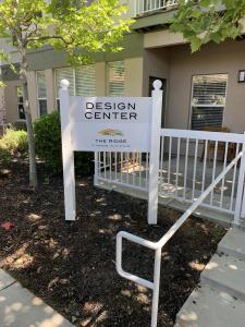 Custom Post & Panel Signs 