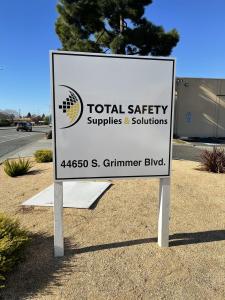 Custom Post & Panel Signs 